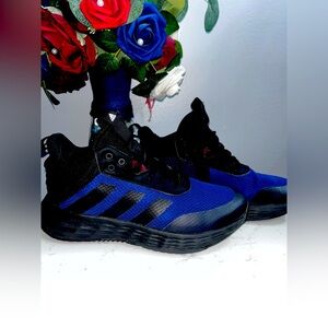 Black and blue adidas hardly use